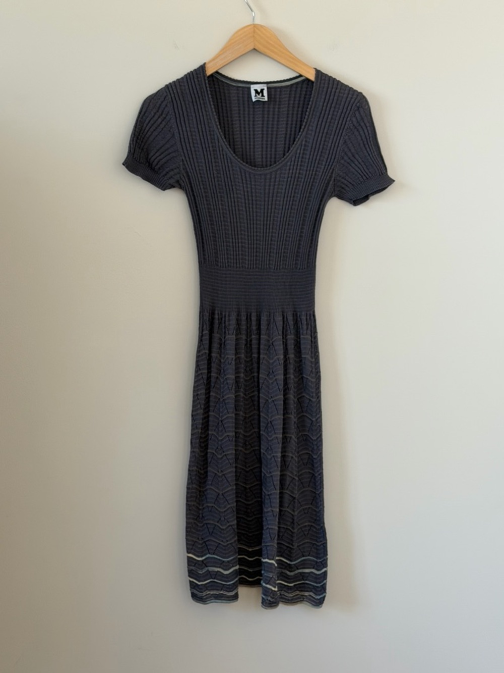 M Missoni Knit Dress Gray Ribbed Fit & Flare Italian Designer Elegant Timeless - Picture 2 of 10